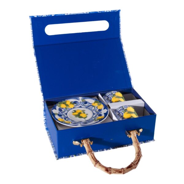 Valigetta luxury blu + Set di 2 tazzine e piattini in ceramica + Caramelle frizzanti al limone, 30 g - Image 2