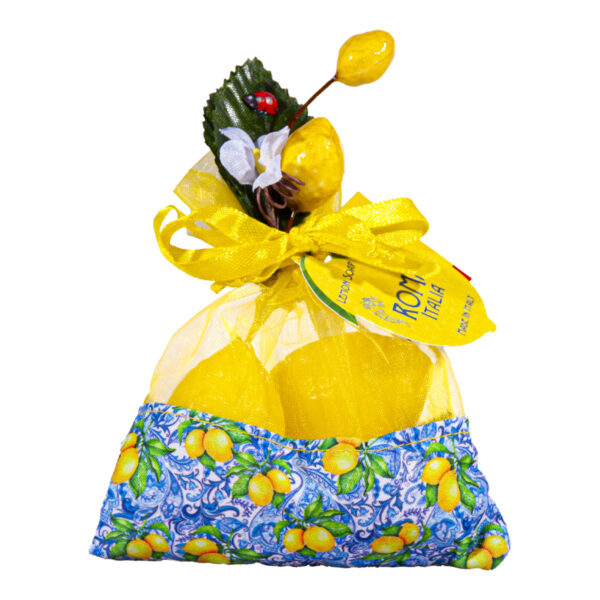 Tris di saponette al limone, 25 gr cad., confezione in tulle di tessuto largo, Roma, varie fantasie