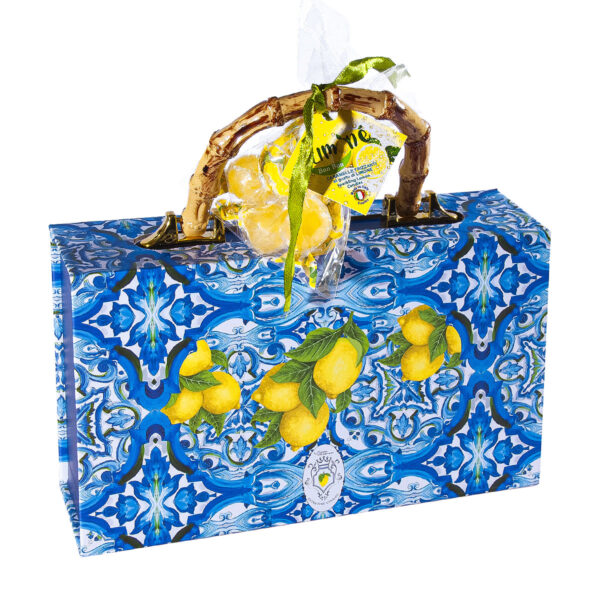 Valigetta luxury blu + Set di 2 tazzine e piattini in ceramica + Caramelle frizzanti al limone, 30 g